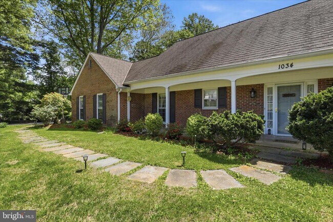 Building Photo - 1034 Walker Mill Rd