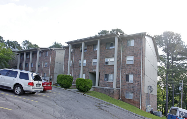 Building Photo - Riverside South and Riverbend Apartments