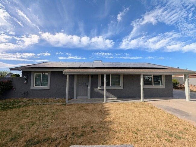 Building Photo - 13208 W Tuckey Ln