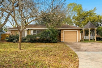 Building Photo - 1759 S Park