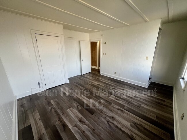 Building Photo - 113 Arch St