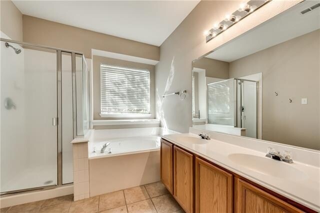 Building Photo - 14601 Eaglemont Dr