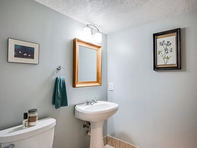 Building Photo - 2748 S West Pkwy