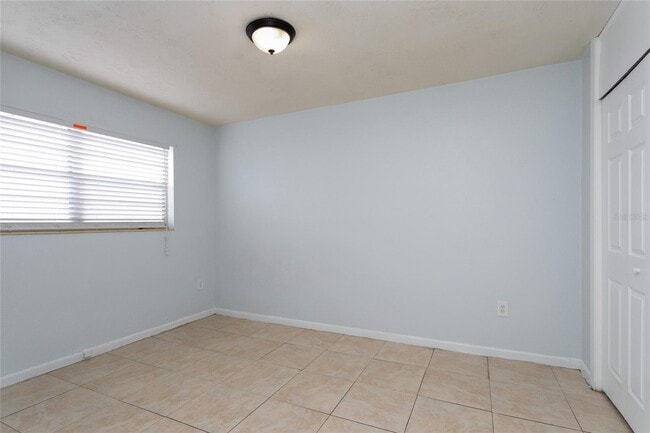 Building Photo - 1215 10th St