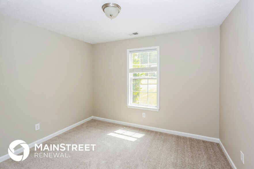 Building Photo - 130 Creekside Trail