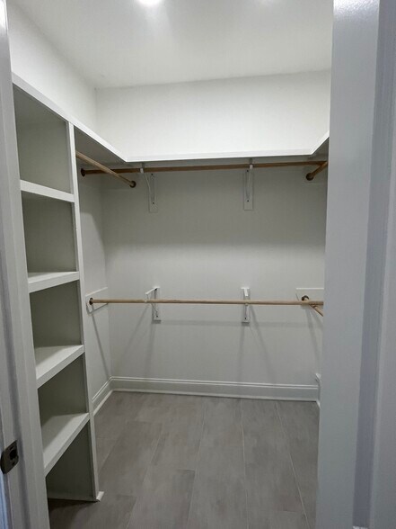 Building Photo - 115 Lukes Hollow Ln
