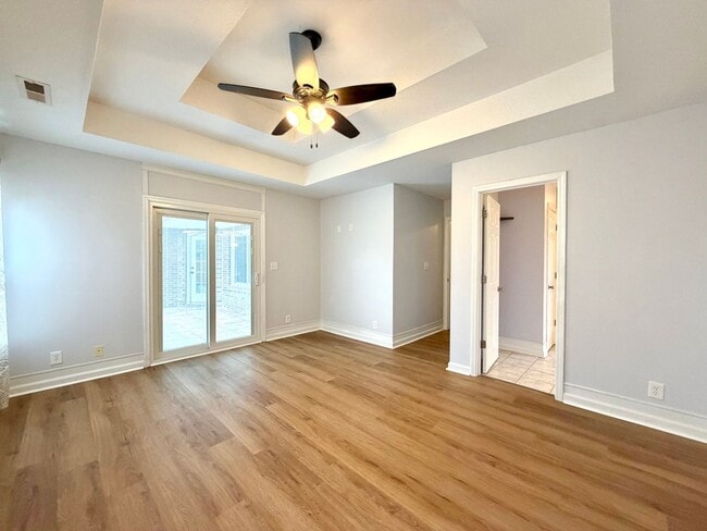 Building Photo - 979 Culverson Ct