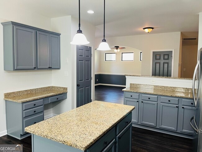 Building Photo - 445 Summerlin Blvd