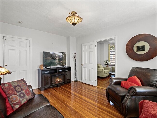 Building Photo - 95 Florida St