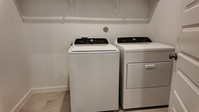 Building Photo - 16993 Juniper Blossom Bnd