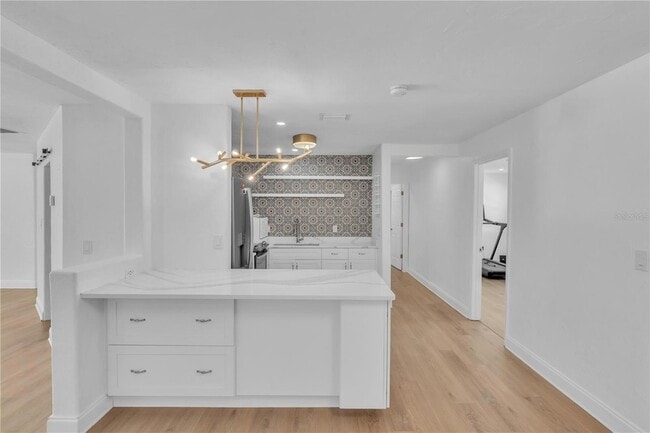 Building Photo - 314 W Frances Ave