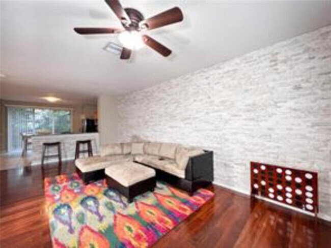Building Photo - 3133 Bayshore Oaks Dr
