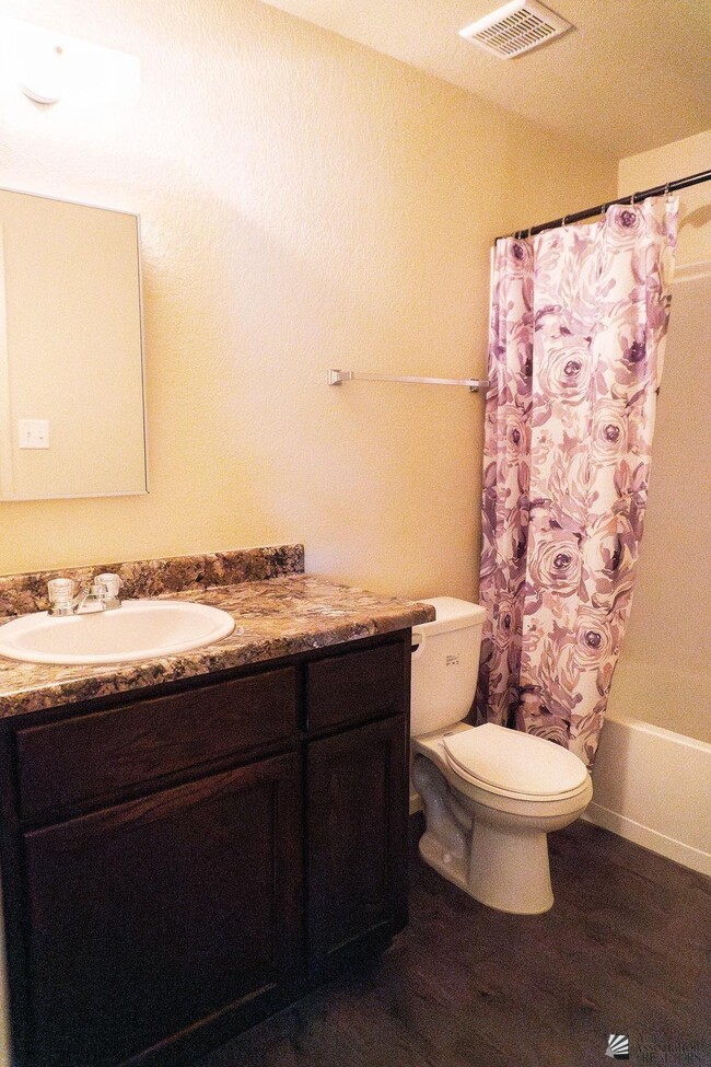 Building Photo - 4319 S Desert Willow Wy