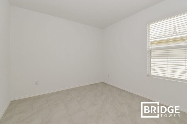 Building Photo - 5430 Bristle Leaf Dr