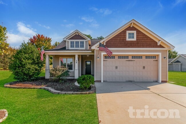 Building Photo - 15 Fairfax Dr