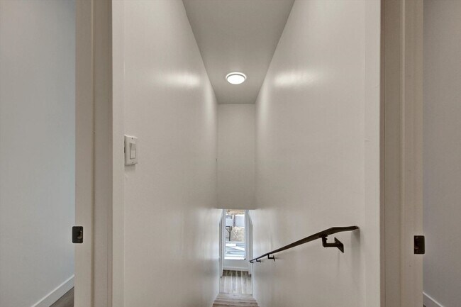 Building Photo - ONE MONTH FREE!! BRAND NEW CONSTRUCTION!! ...