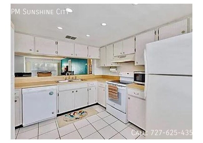 Building Photo - Charming 2-Bedroom Condo in Seminole