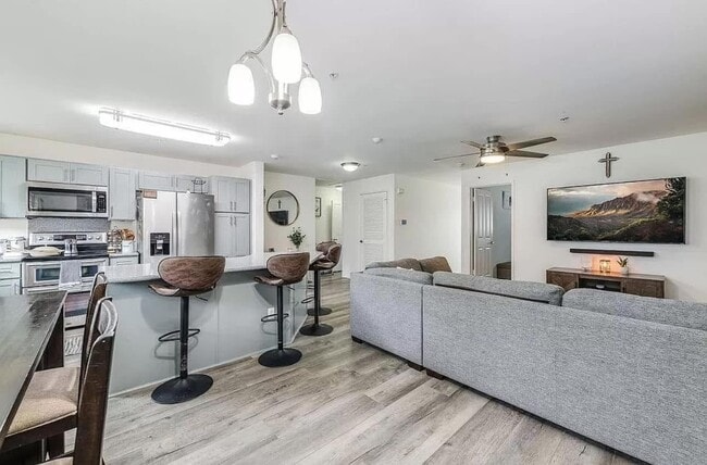 Building Photo - 91-1253-1253 Kamaaha Ave