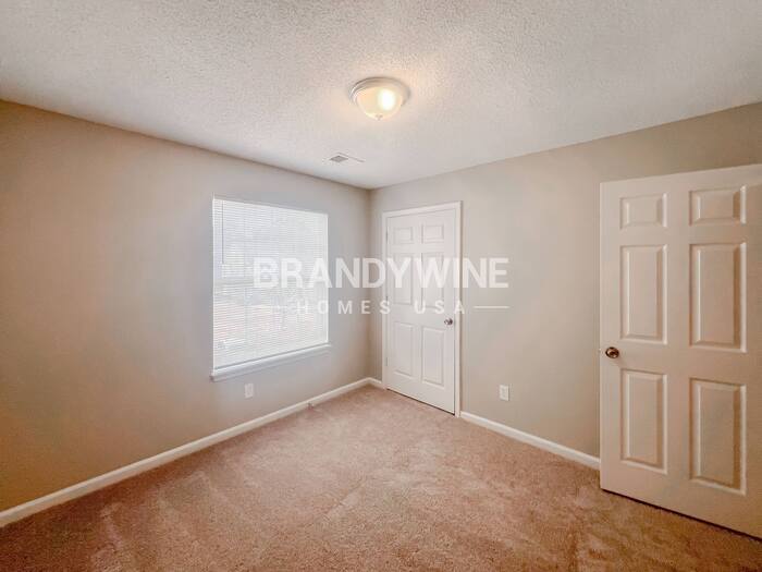 Building Photo - 1570 Smithson Dr