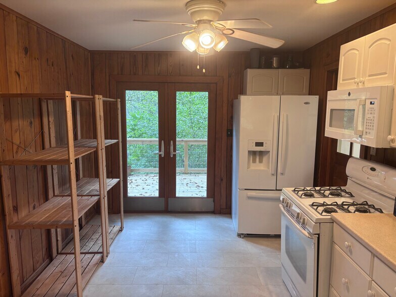 Remodeled Kitchen - 10936 Raphel Rd