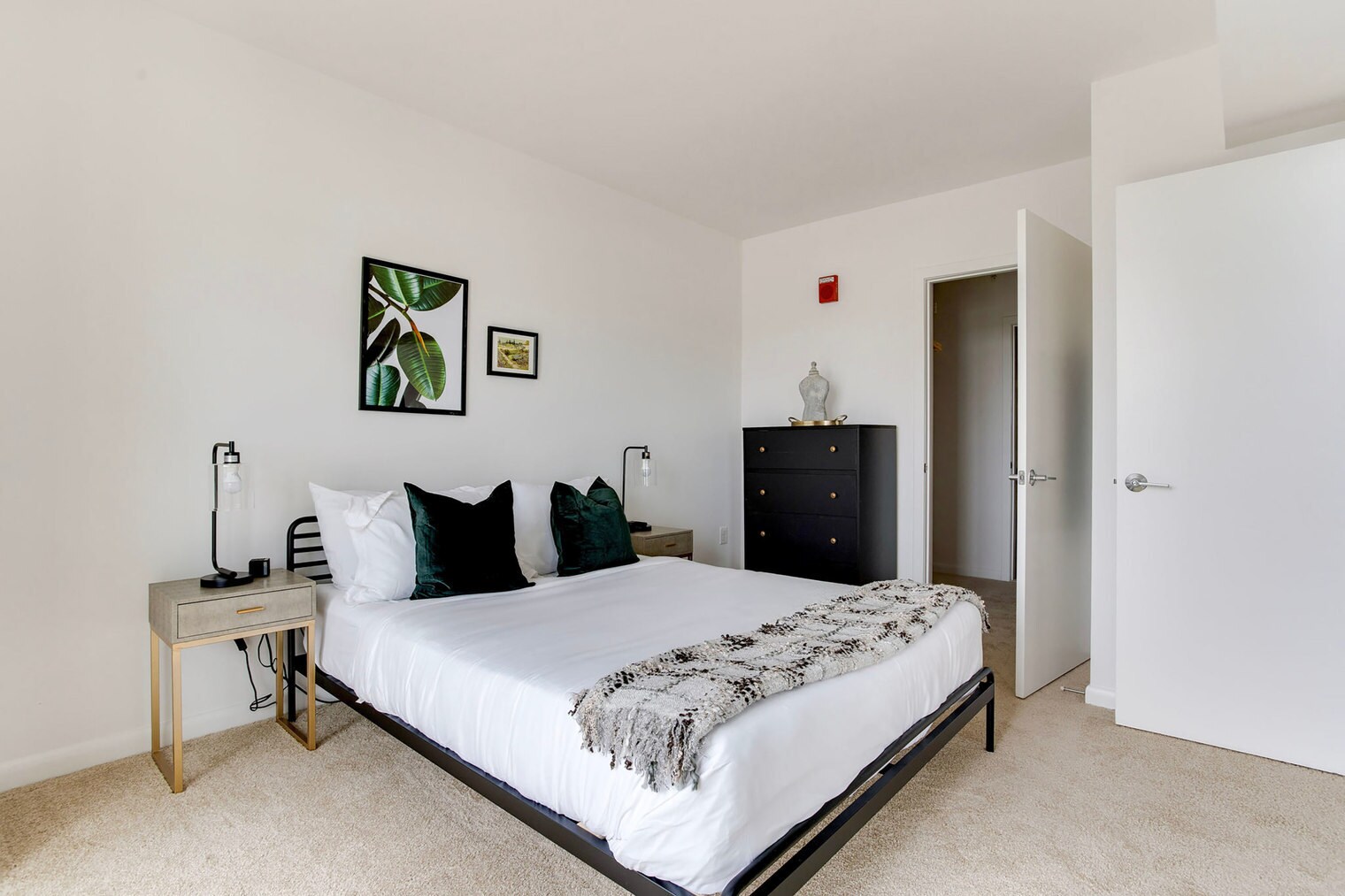 Building Photo - 8421 Broad St