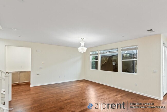 Building Photo - 5 br, 3 bath House - 334 Pacifica Drive, B...