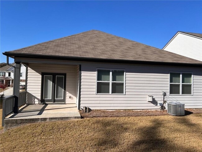 Building Photo - 76 Wayside Terrace