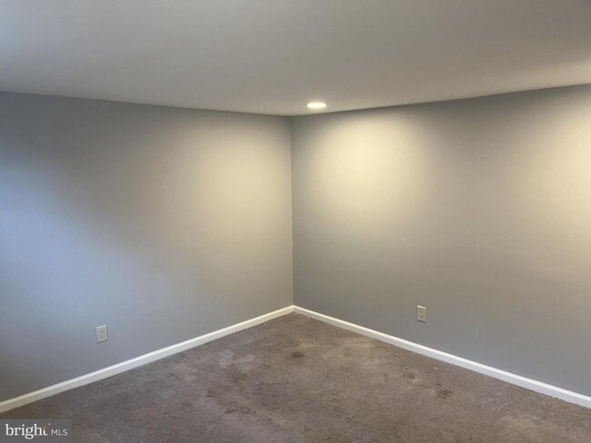 Building Photo - 6706 Longridge Dr