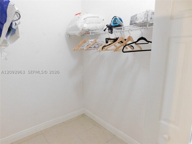 Building Photo - 21800 SW 184th Ave