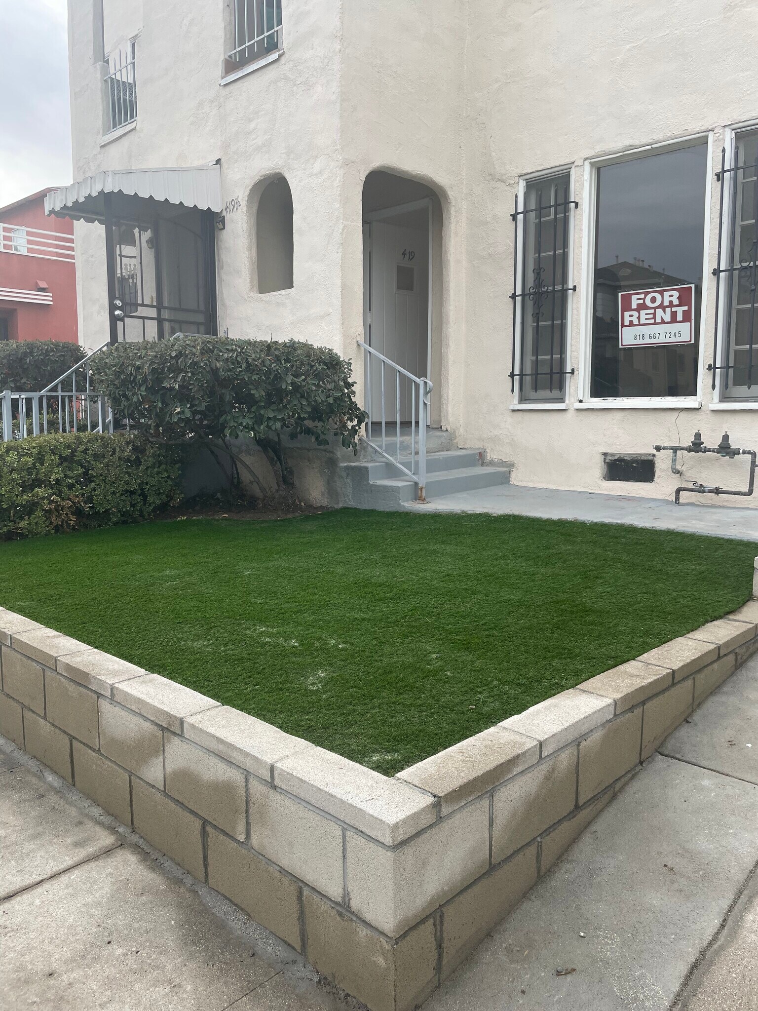 Building Photo - 417 N Gardner St