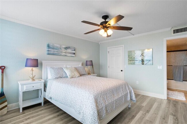 Building Photo - 18304 Gulf Blvd