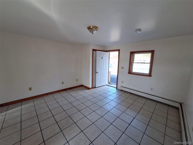 Building Photo - 2071 Ulster Ave