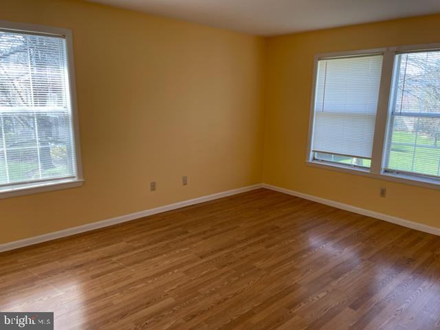 Building Photo - 205 Salem Ct