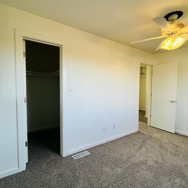 Building Photo - 3009 Estrella Brillante St NW