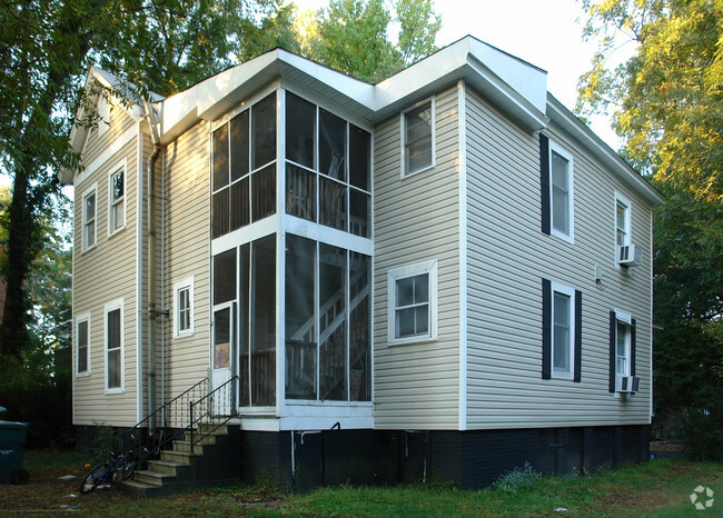 Building Photo - 804 Lancaster St
