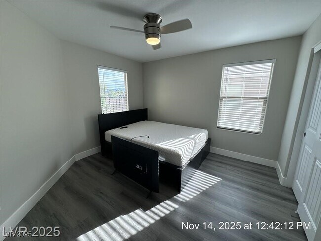 Building Photo - 7363 London Blue Ct