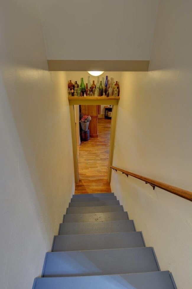 Building Photo - Perfect Furnished Home in Jacksonville!