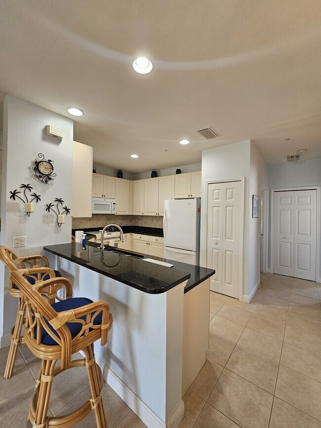 Building Photo - 1405 Sweetwater Cove