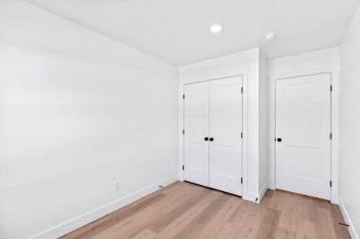 Building Photo - 35 N Gateway Dr