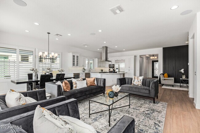 Building Photo - 37100 N Gantzel Rd