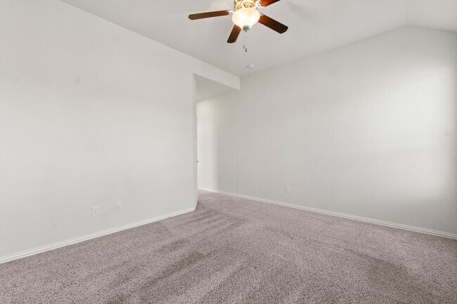 Building Photo - 4234 Green Landing Dr