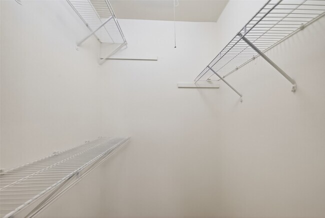 Building Photo - 15022 Chipman Ln.