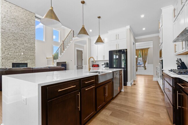 Building Photo - 2085 Kelsey court