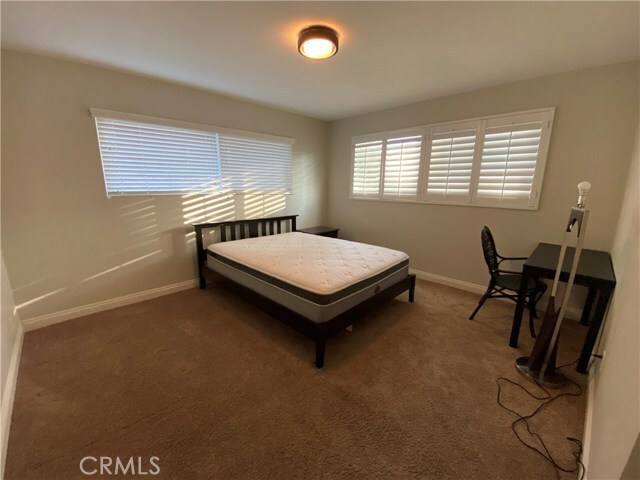 Building Photo - 1228 Calbourne Dr