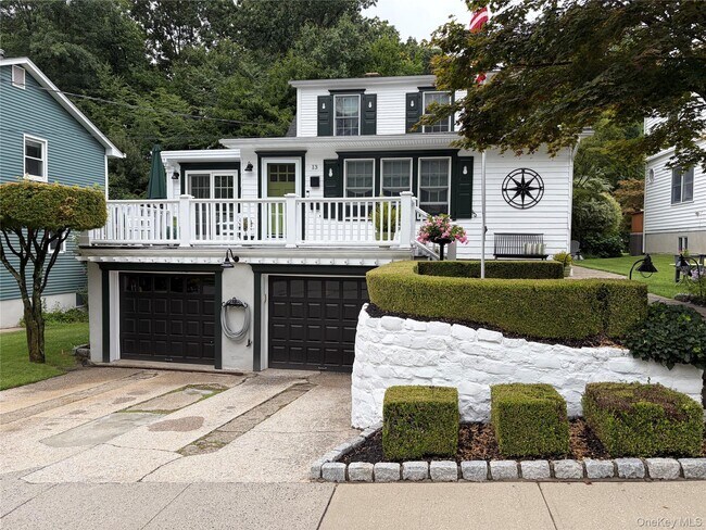 Building Photo - 13 Radnor Ave