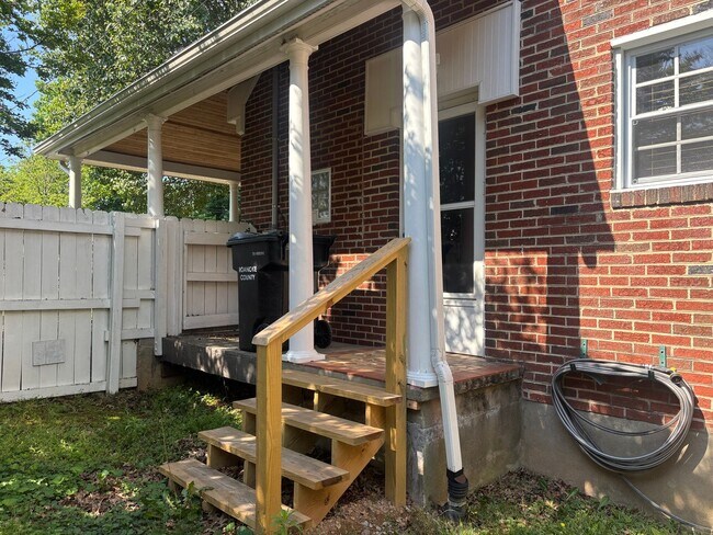 Building Photo - 3479 Overbrook Dr