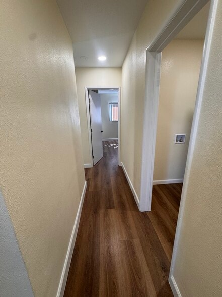 Building Photo - 15419 Cimarron Ave