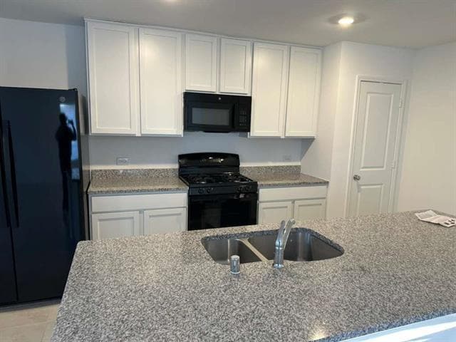 Building Photo - 1790 Courage Crk