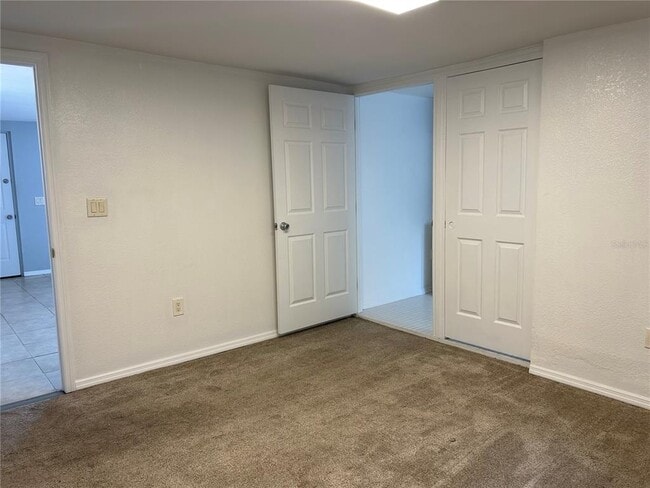 Building Photo - 39029 Kirkland Dr