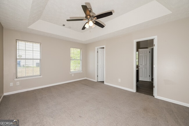 Building Photo - 200 Wagon Wheel Dr
